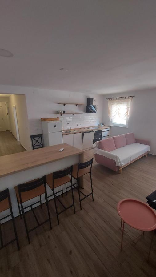 Apartmani Mlinar - Two Bedroom Apartment With Seaview Grebastica Ngoại thất bức ảnh
